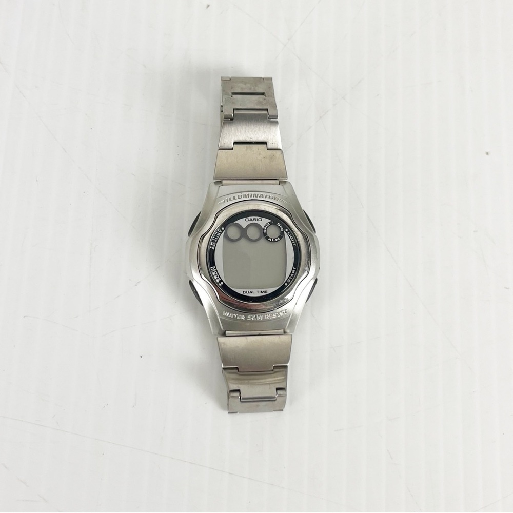 Vintage Casio Illuminator Silver Tone Dual Time 2841 Water Resistant Watch AS IS